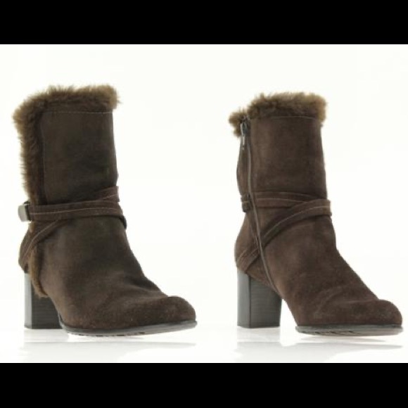 Stuart Weitzman Brown Suede boots - Picture 2 of 8